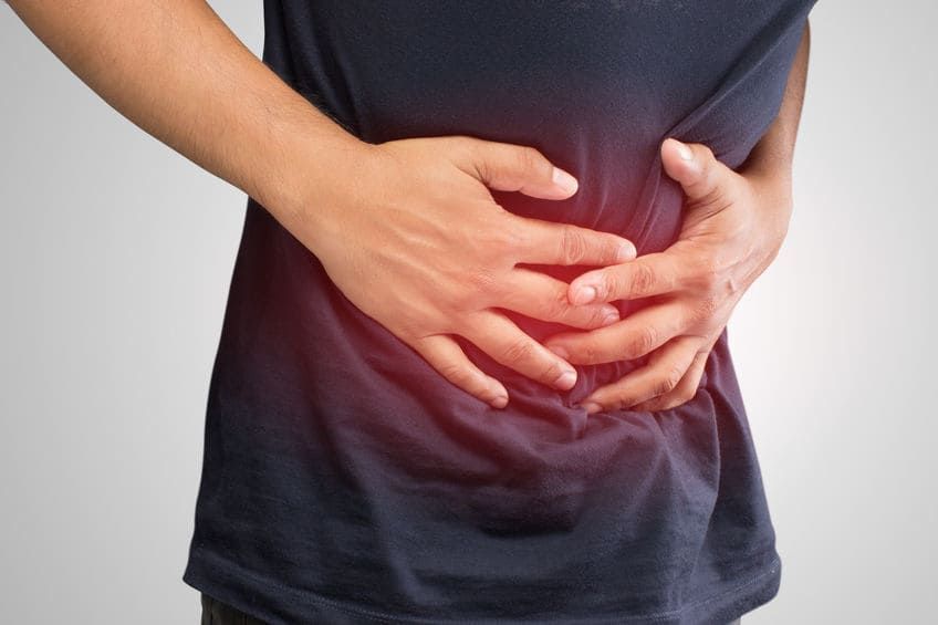 mal-di-pancia Mal di pancia: principali cause, rimedi e cosa mangiare